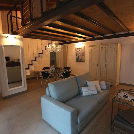 Open Space Bergamo Centro Bilik gambar