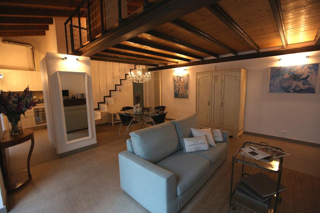 Open Space Bergamo Centro Bilik gambar